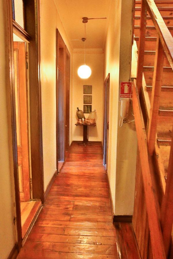 Hostal Mito Вальпараисо Экстерьер фото